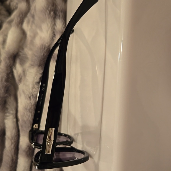 Longchamp Paris Black Cat-Eye Sunglasses with Gradient Lenses Brand New In Case - Picture 3 of 16